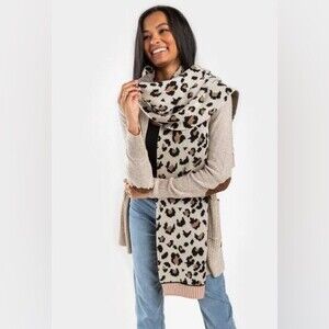 Francesca's Collections Gabreille Leopard Blush Scarf NWT